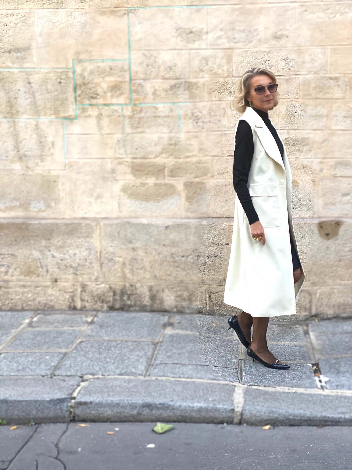 OWEN BLACK/NAVY LONGLINE SLEEVELESS VEST - DOVIMA Paris – Dovima Paris