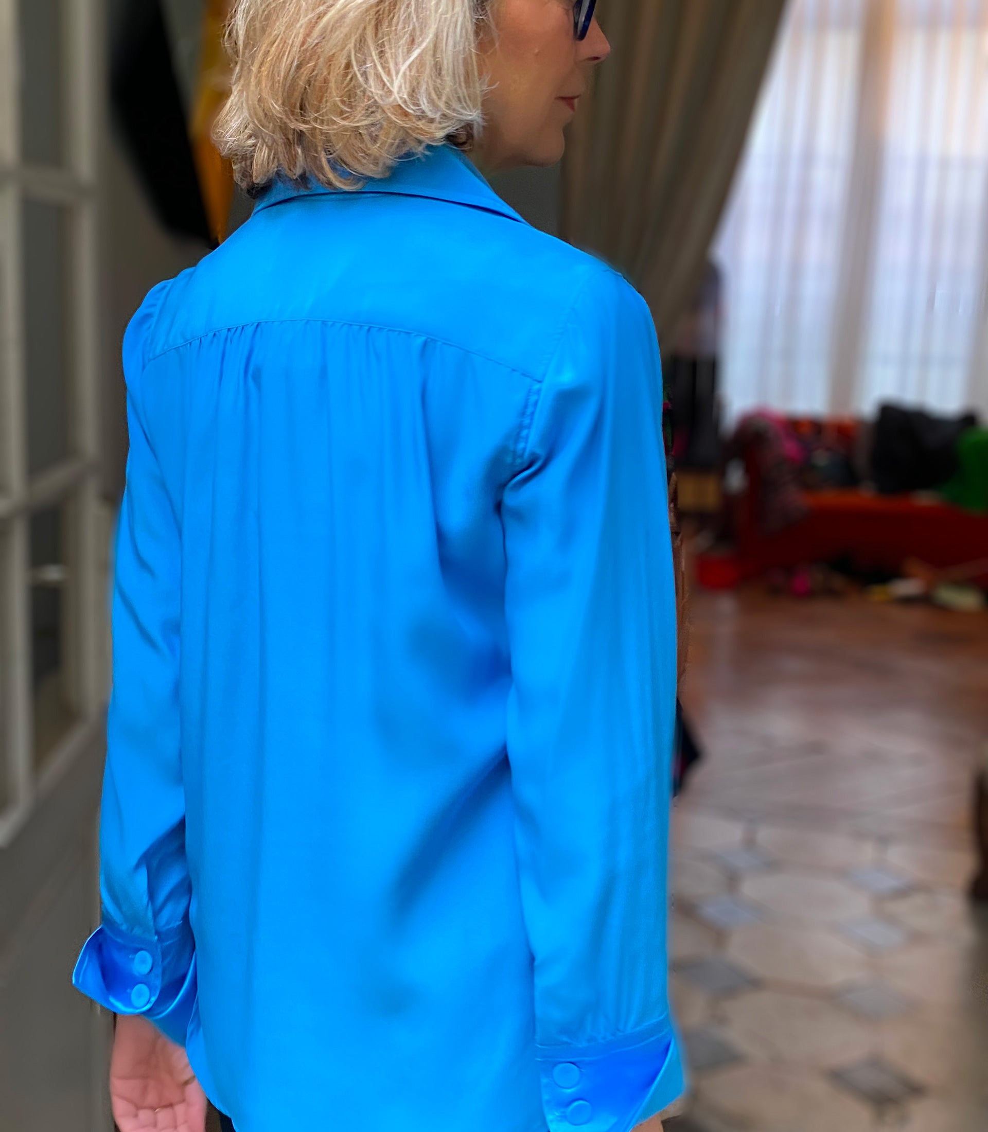 BAIRD SILK SHIRT - KLEIN BLUE – Dovima Paris